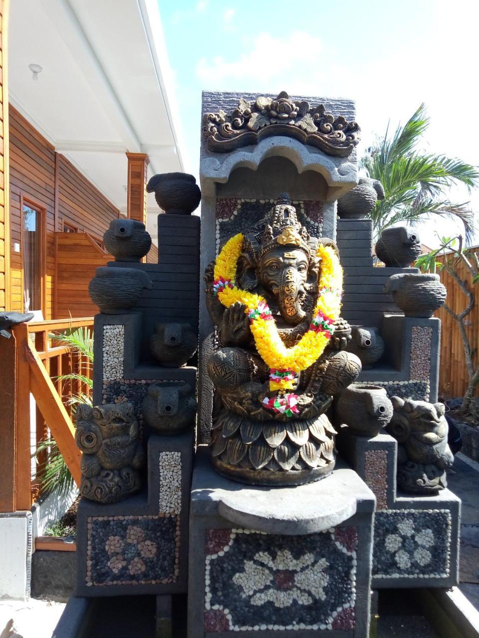 Auora Guest House Nusa Lembongan  Luaran gambar